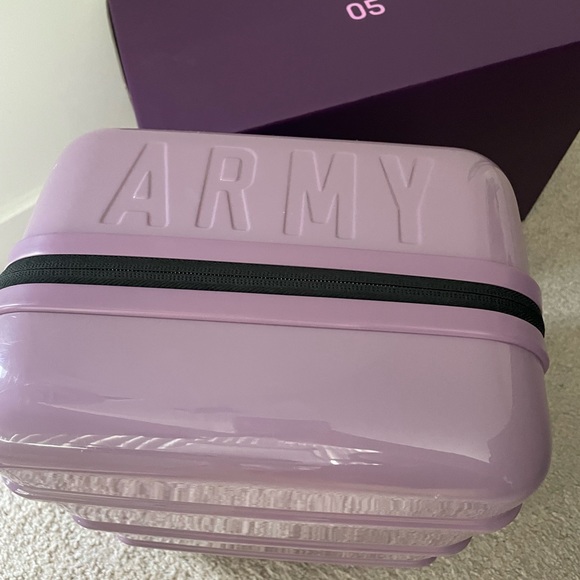 BTS Merch box 5 - Picture 4 of 7